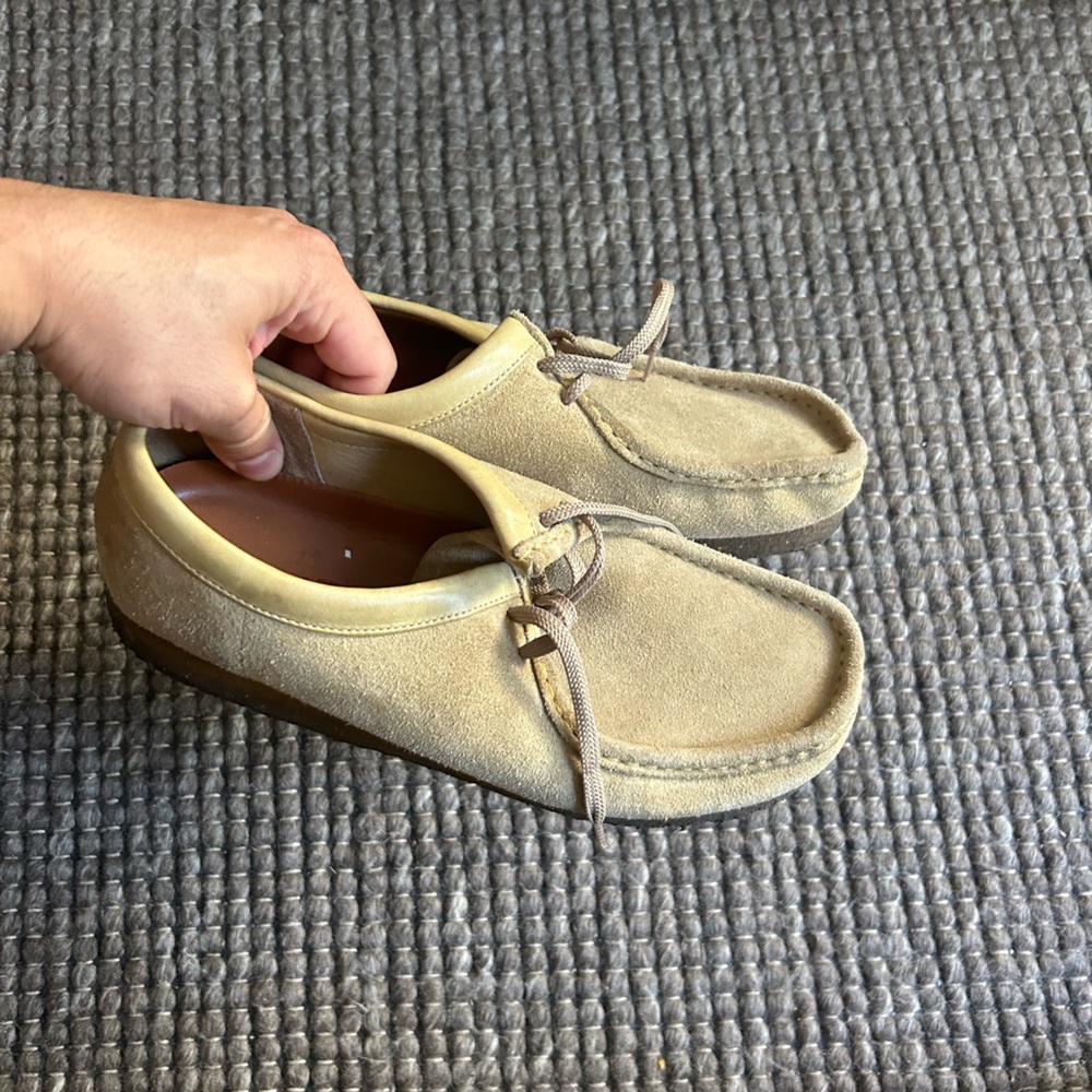 Clarks Suede Wallabee Tan Shoes